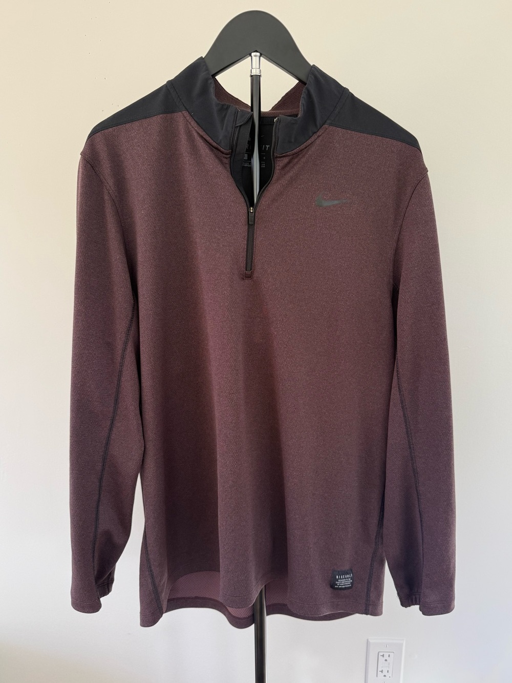 Nike Men’s Dri-Fit Quarter-Zip Golf Pullover